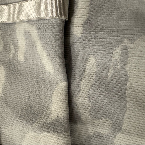 Lululemon Define Jacket White Camo - Picture 4 of 5